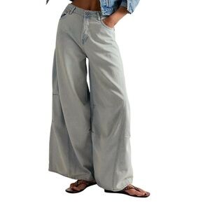 FREE PEOPLE DEMI JEANS